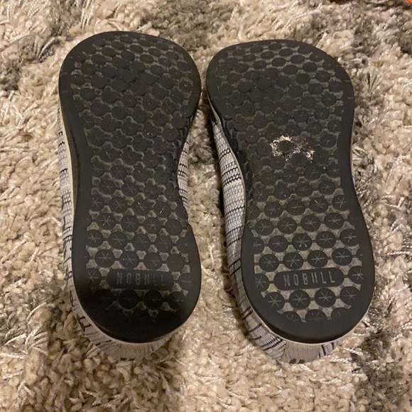 NoBull trainers size 6.5 - Picture 3 of 3